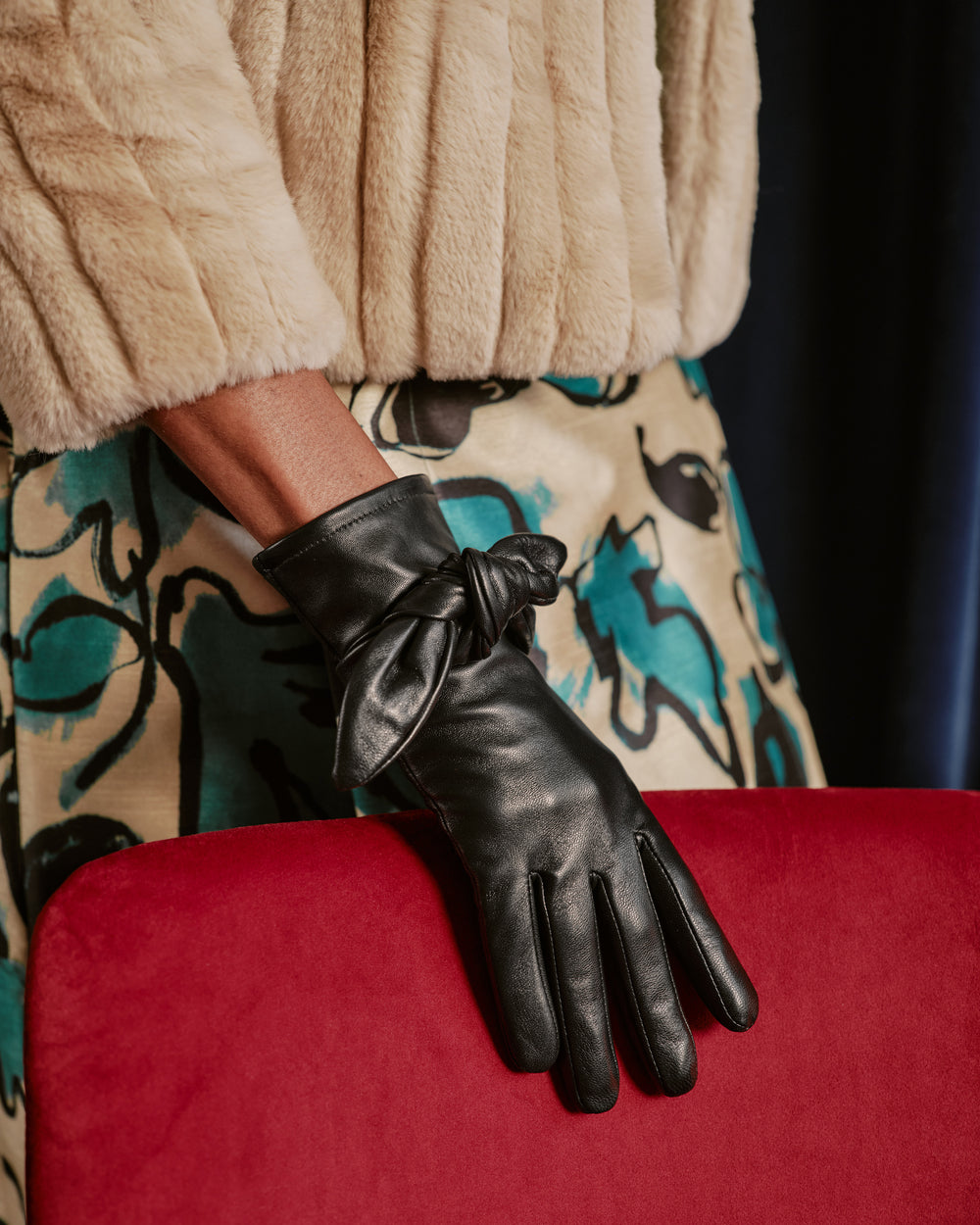 Leather Bow Glove - Black Gloves & Mittens Frances Valentine