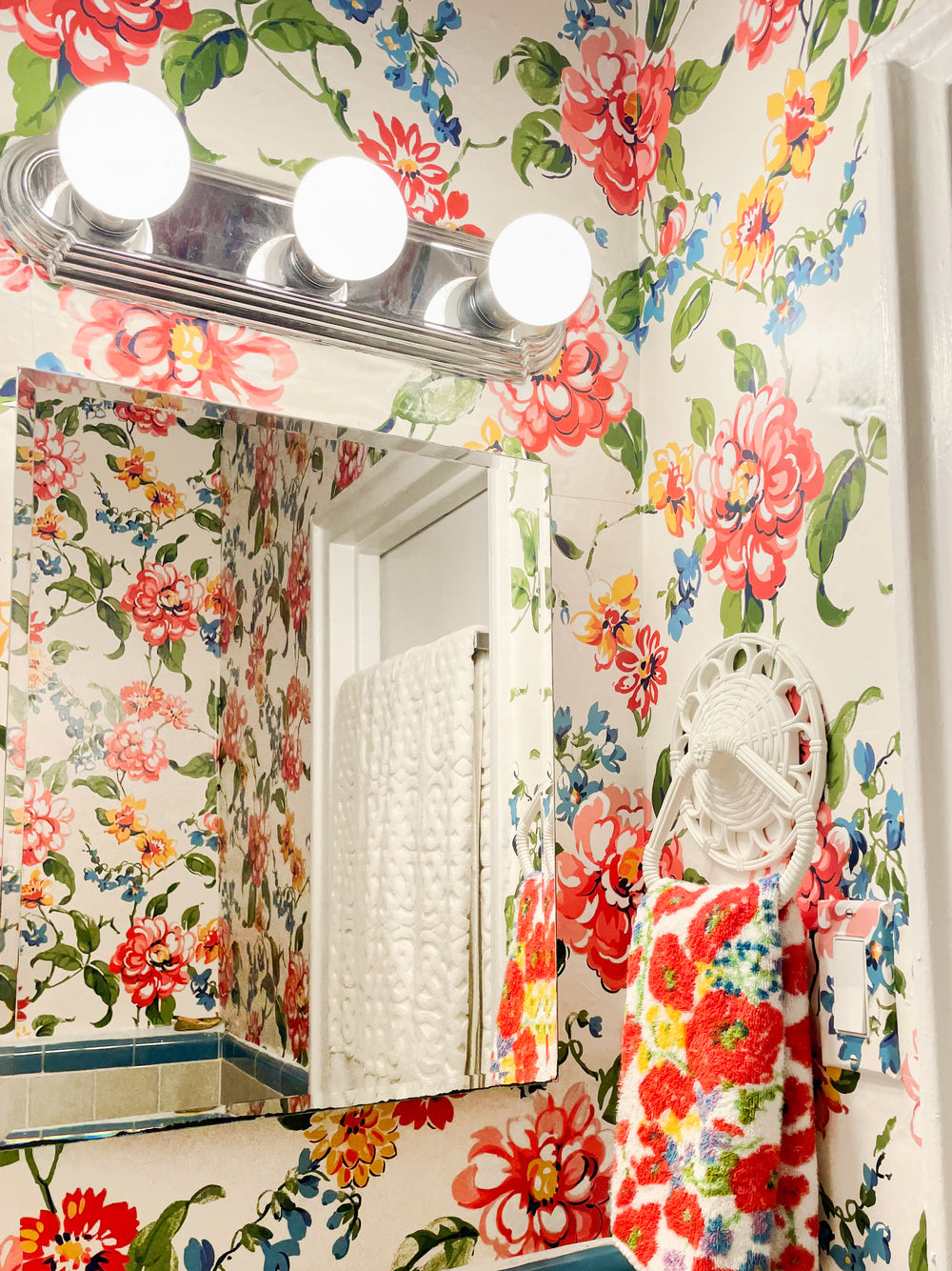 Peel and Stick Double Knock Rose Print Wallpaper Home Accessory Frances Valentine
